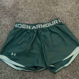 XS green minty under armour shorts